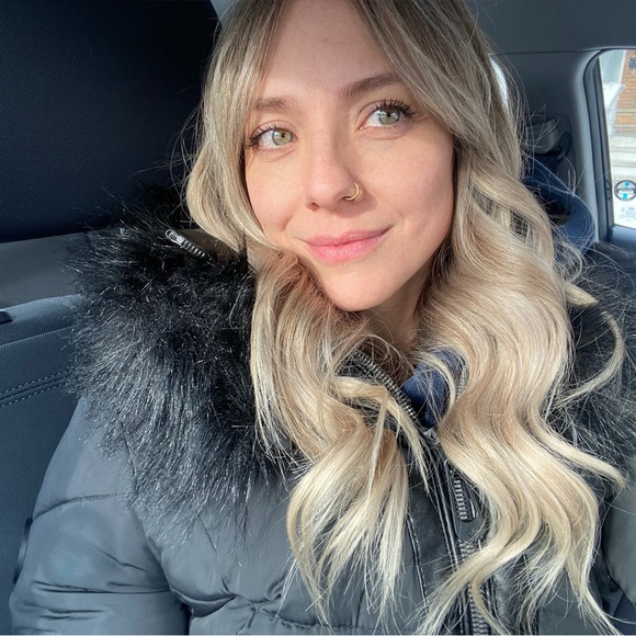 Meet your Posher, Katie - Picture 1 of 1